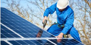 Installation Maintenance Panneaux Solaires Photovoltaïques à Pouzol
